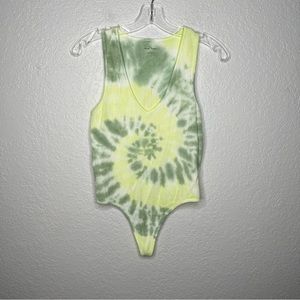 Love Tree Tie-Dye Green Ribbed Sleeveless Bodysuit Large V Neck Stretch NWOT